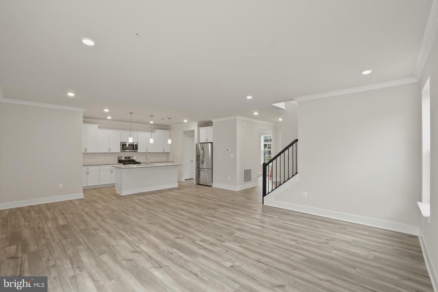 6613 Greenleigh Ave Property Photo 7