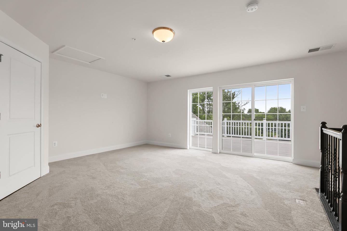 3 Greensborough Rd Property Photo 27