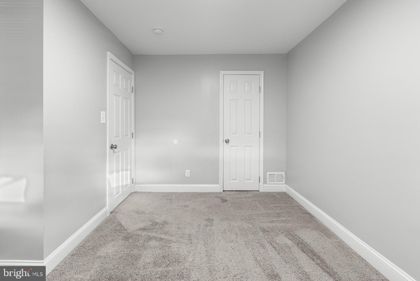 2203 Redthorn Rd Property Photo 12