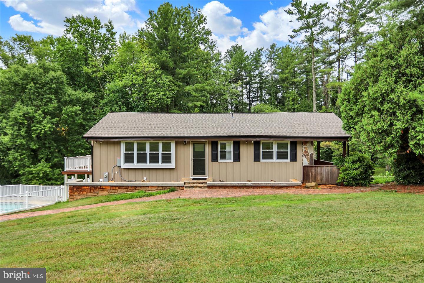 4538 Long Green Rd Property Photo 1