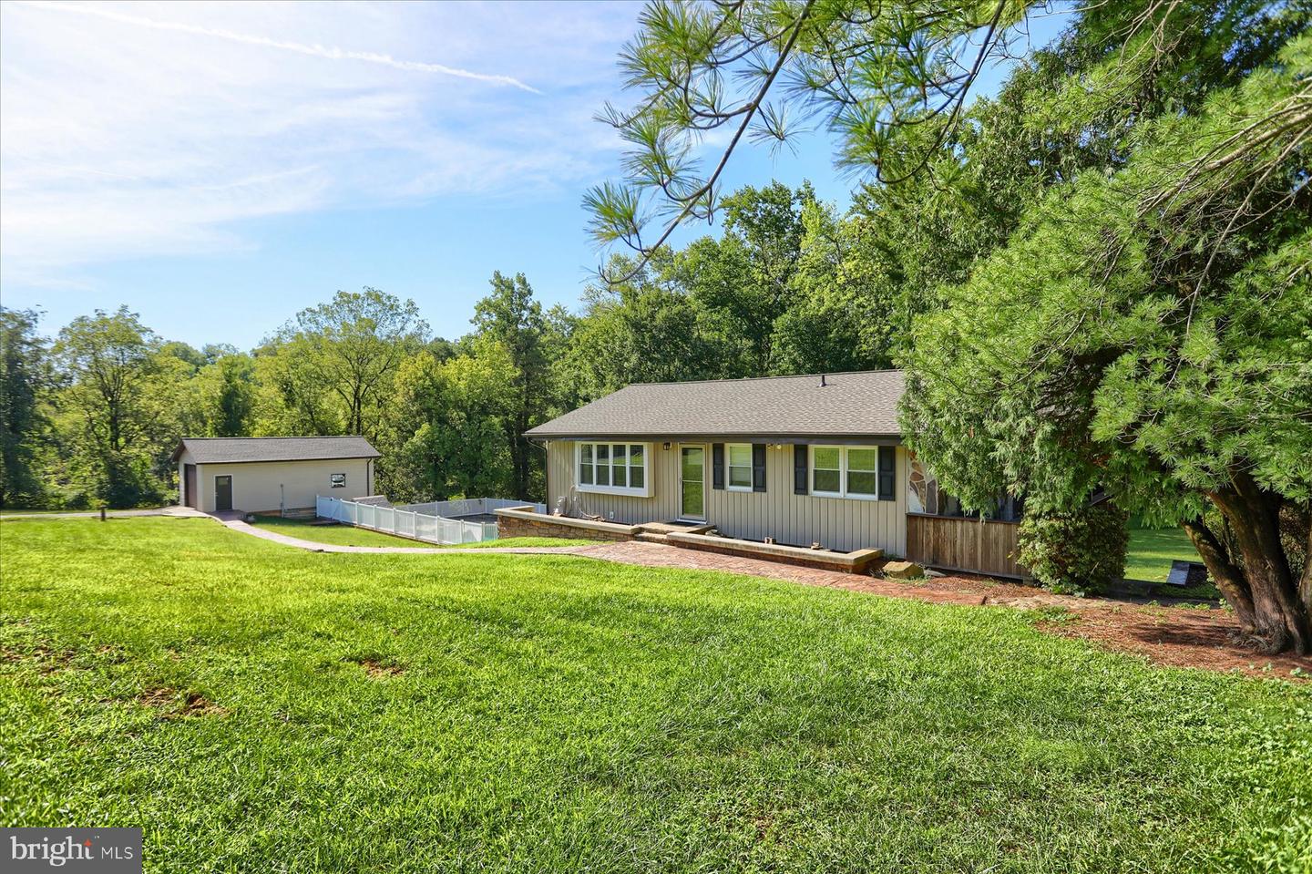 4538 Long Green Rd Property Photo 4