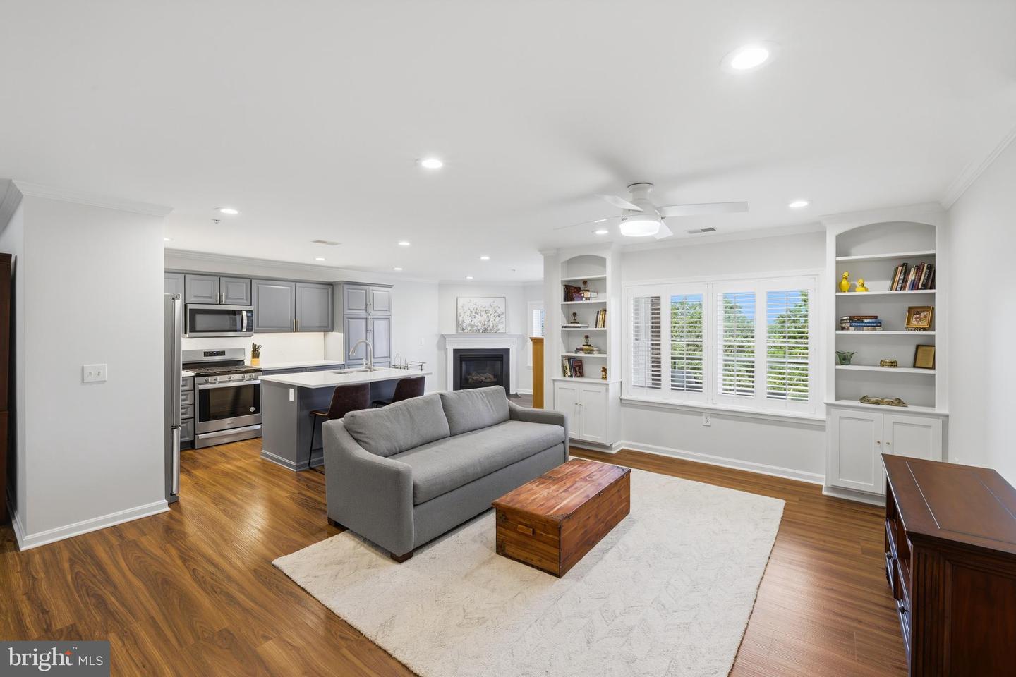 12240 ROUNDWOOD RD #605