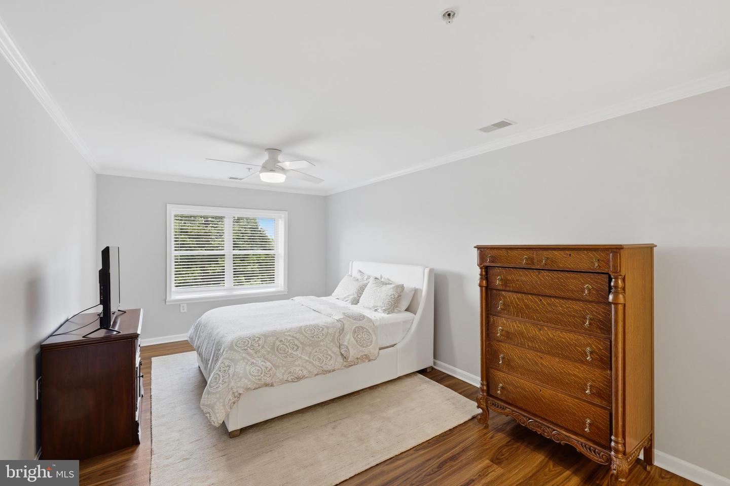 12240 Roundwood Rd #605 Property Photo 14