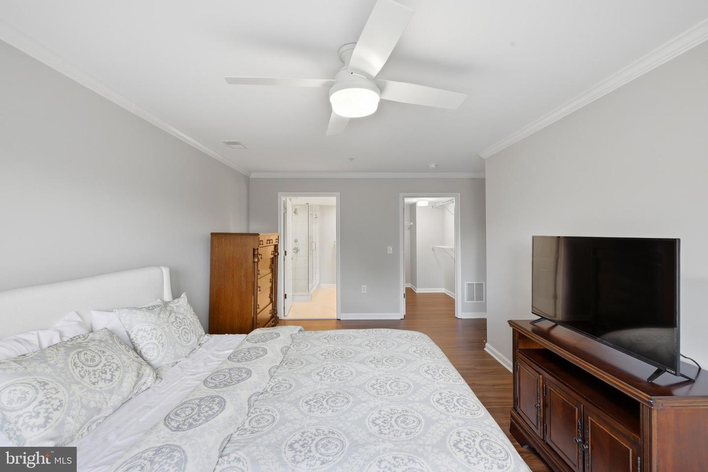 12240 Roundwood Rd #605 Property Photo 15