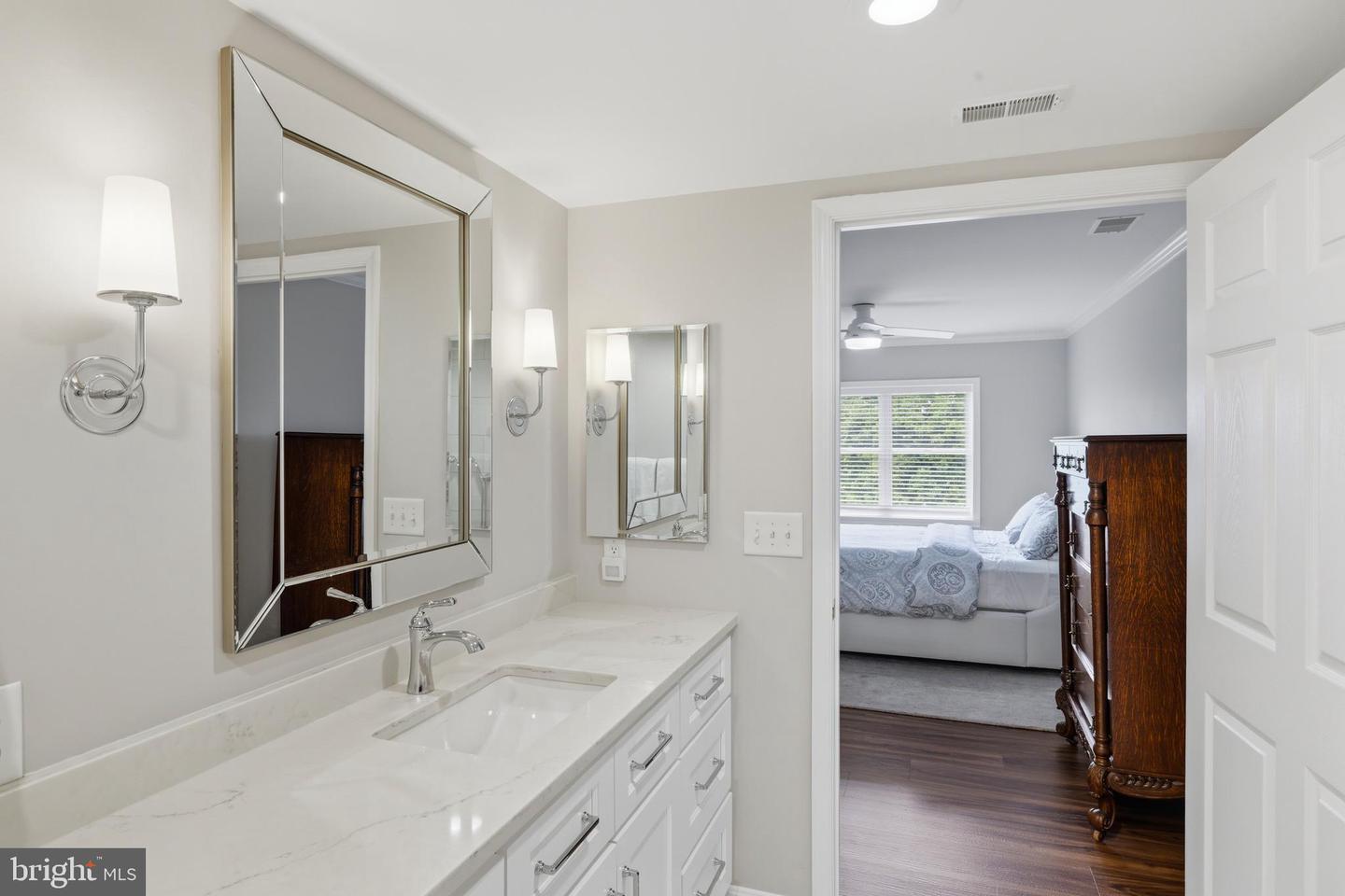 12240 Roundwood Rd #605 Property Photo 18