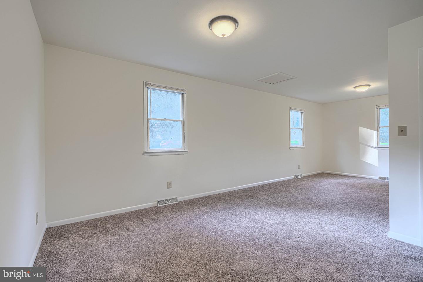 20408 Old York Rd Property Photo 33