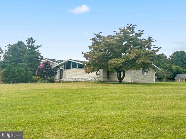 16938 Flickerwood Rd Property Photo 1