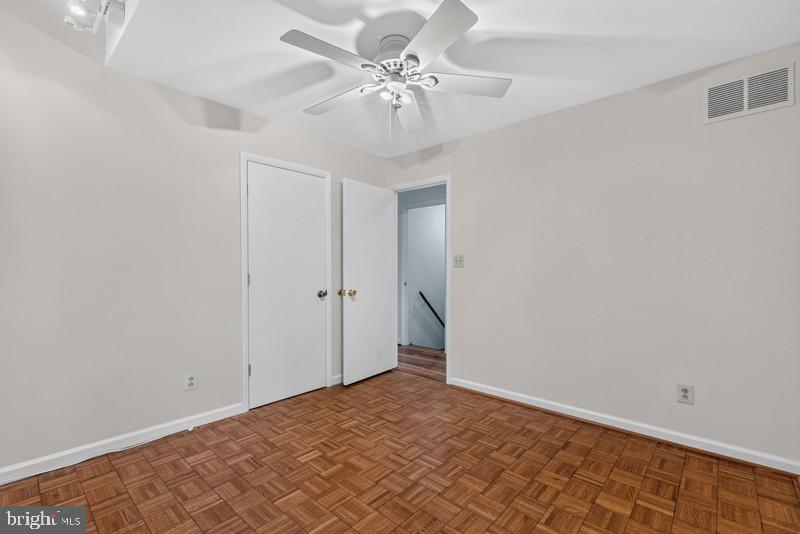 16938 Flickerwood Rd Property Photo 16