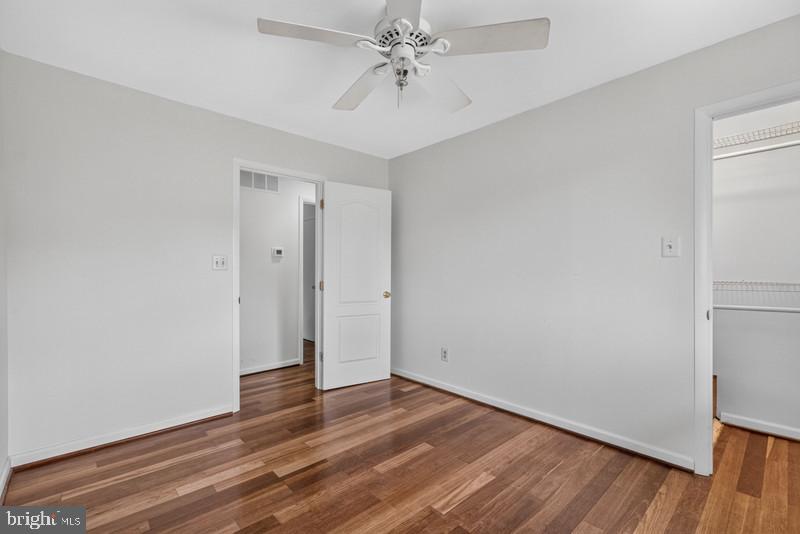 16938 Flickerwood Rd Property Photo 18