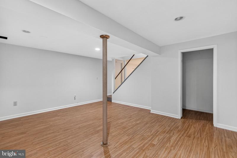 16938 Flickerwood Rd Property Photo 28