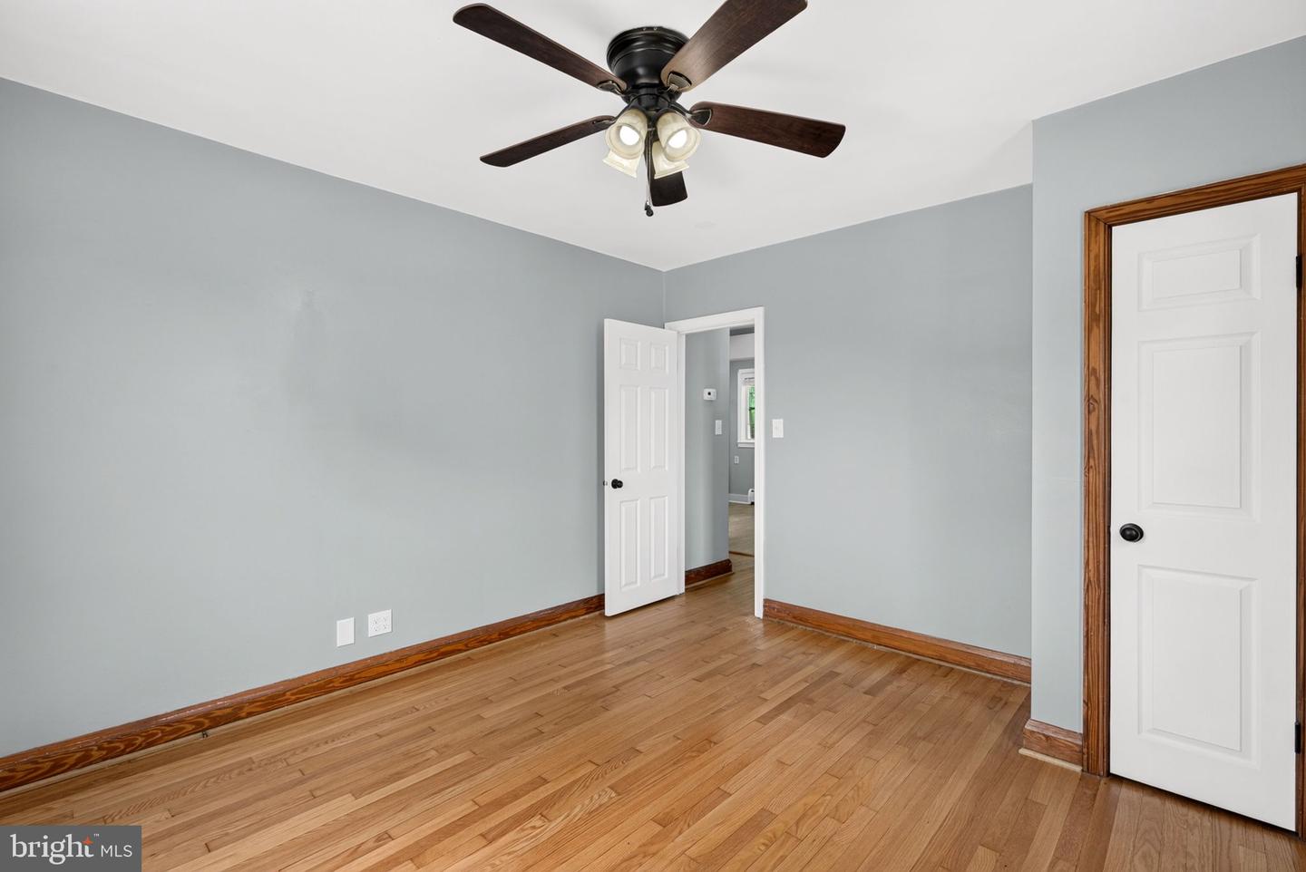 104 W Elm Ave Property Photo 35