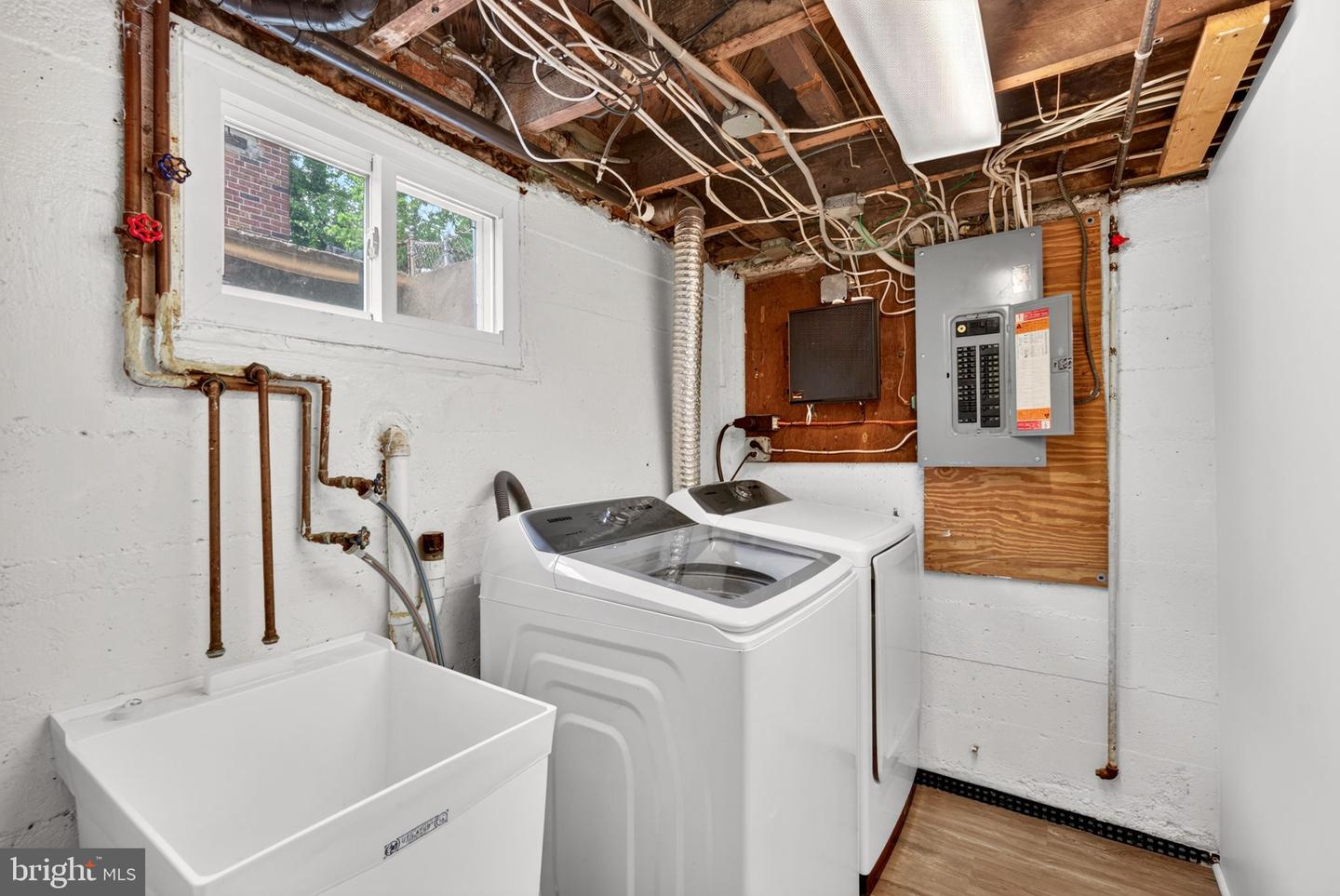 104 W Elm Ave Property Photo 45