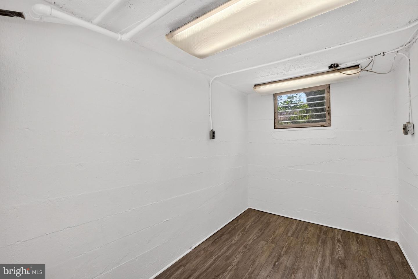 104 W Elm Ave Property Photo 48