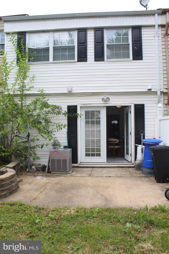 8829 Trimble Way Property Photo 14