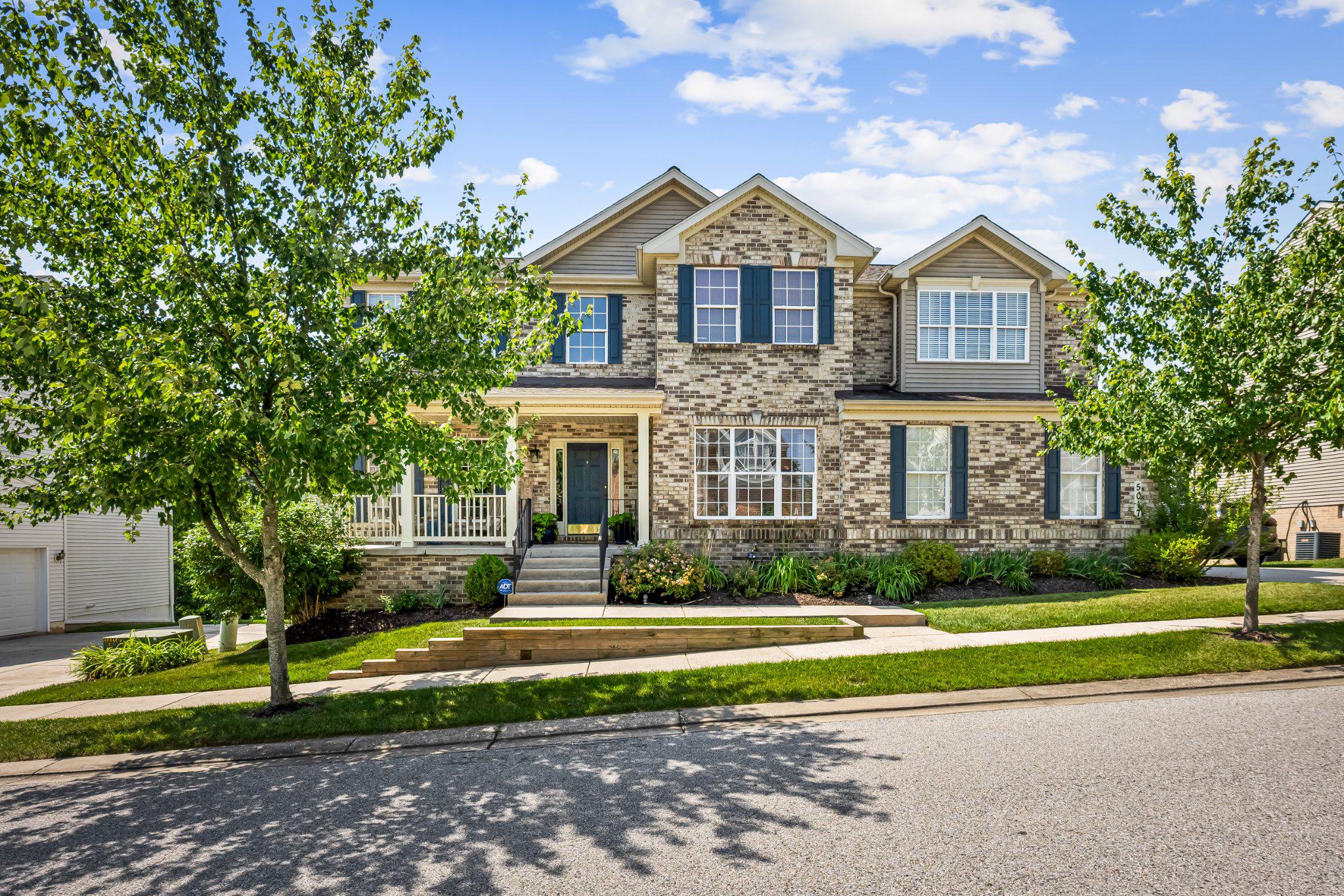 5017 AUTUMN GLOW WAY Property Photo 1