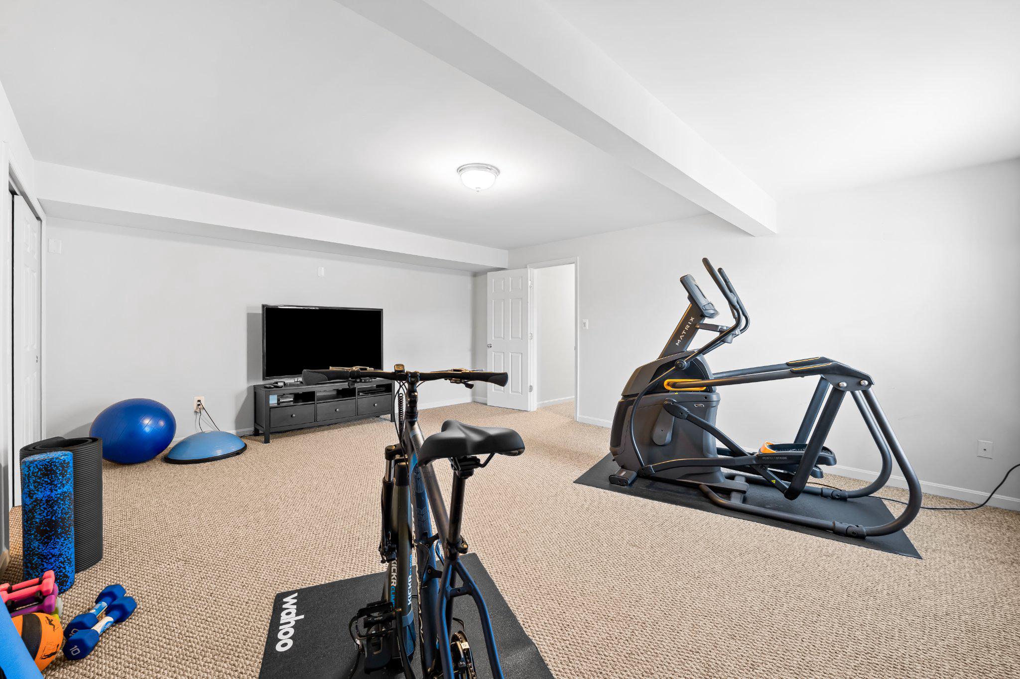 5017 Autumn Glow Way Property Photo 38