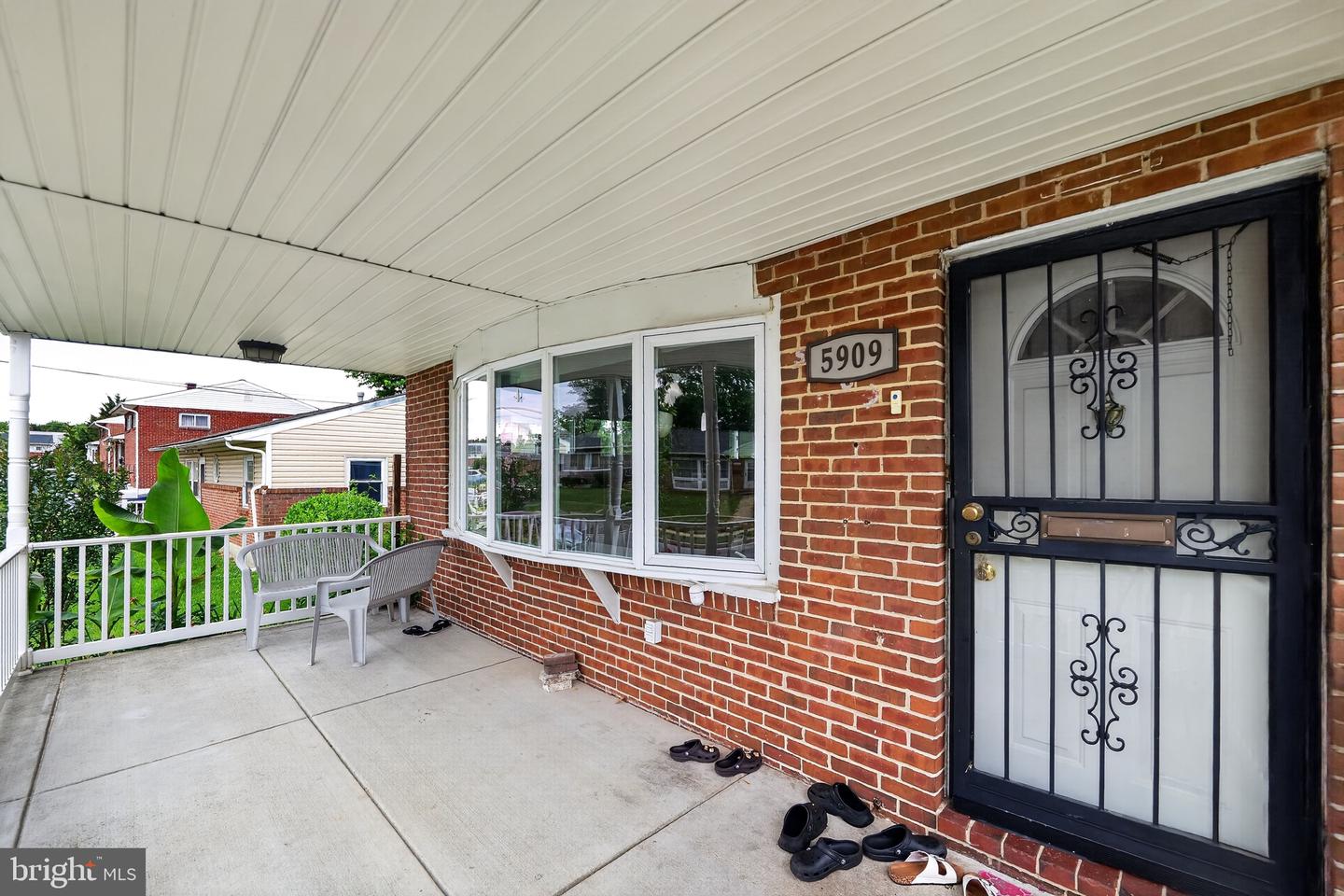 5909 Charnwood Rd Property Photo 3