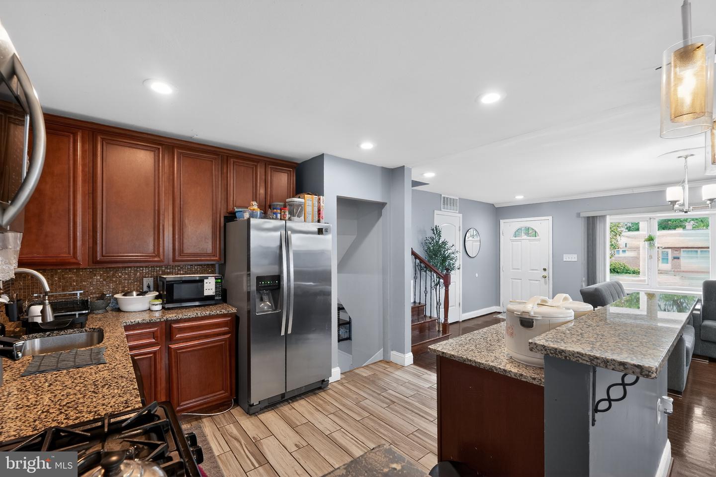 5909 Charnwood Rd Property Photo 10