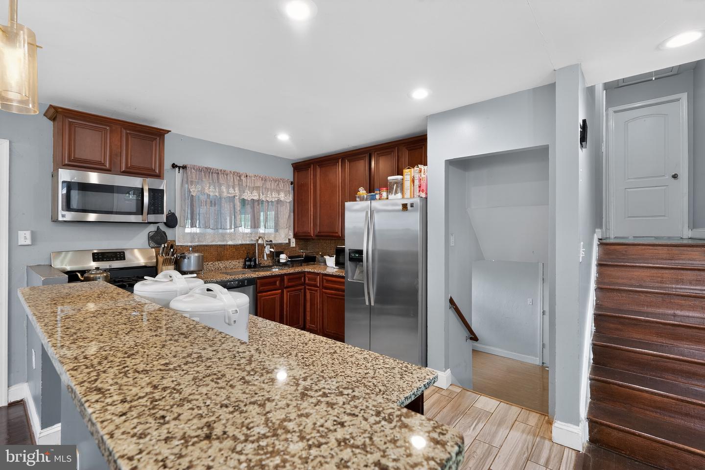 5909 Charnwood Rd Property Photo 13