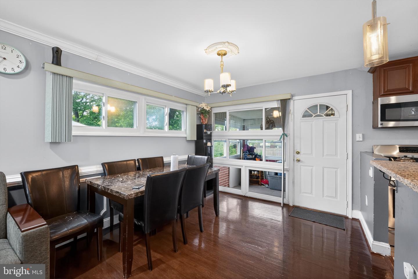 5909 Charnwood Rd Property Photo 16