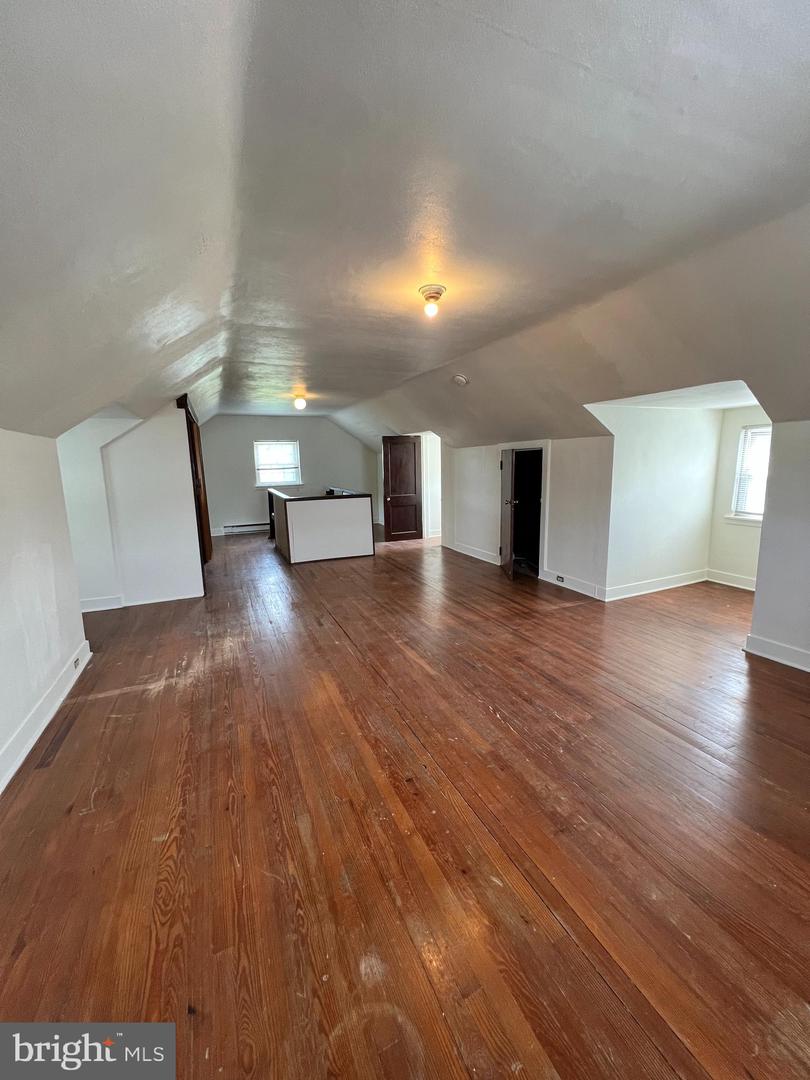 9409 Belair Rd Property Photo 7