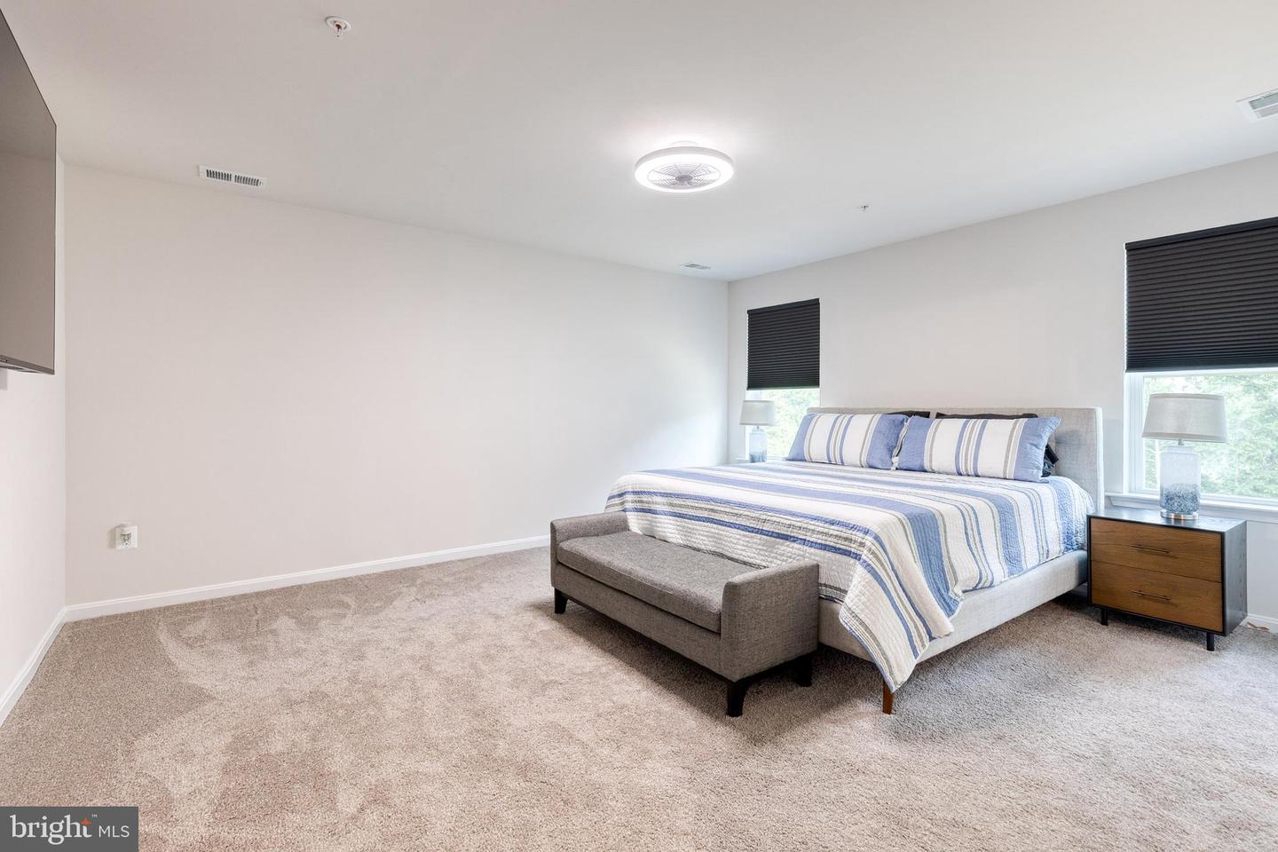 5701 Charlies Way Property Photo 27