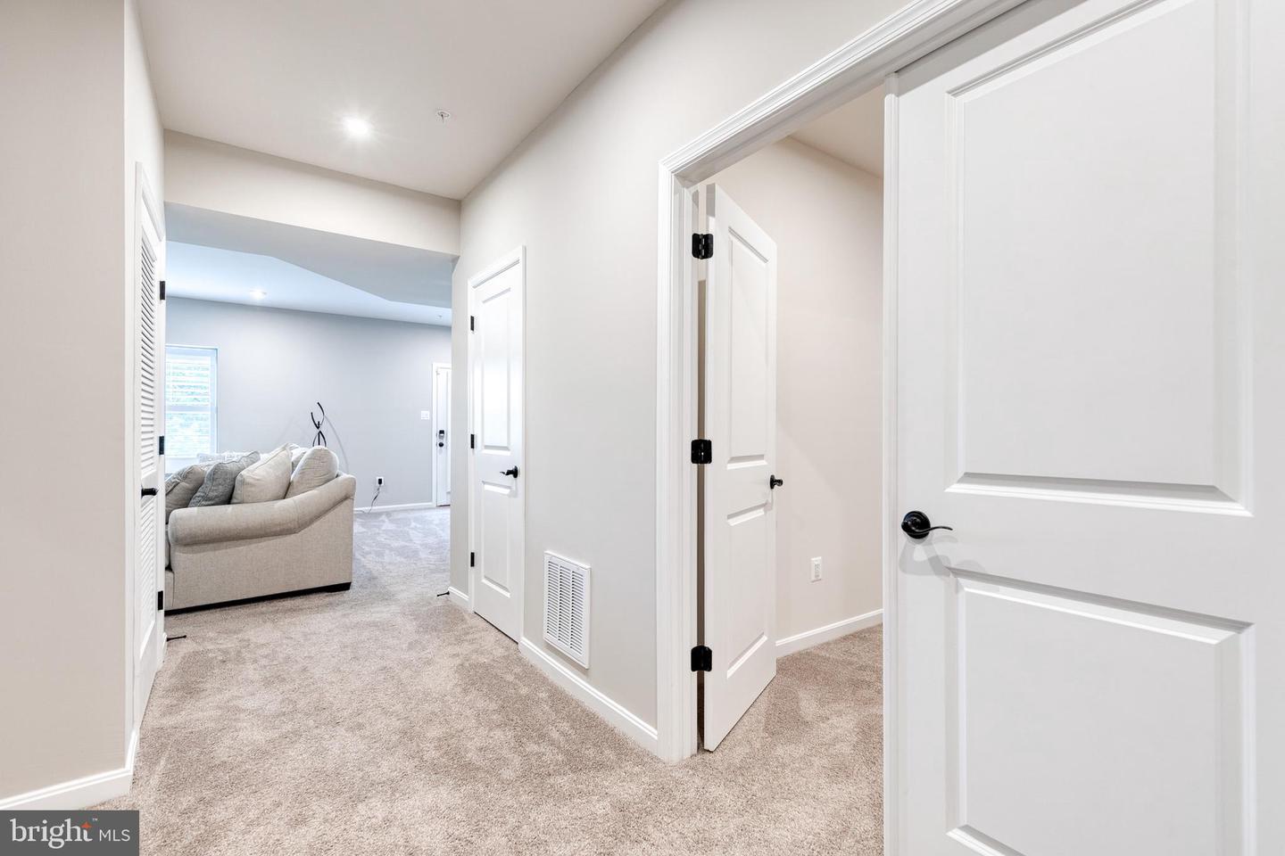 5701 Charlies Way Property Photo 37