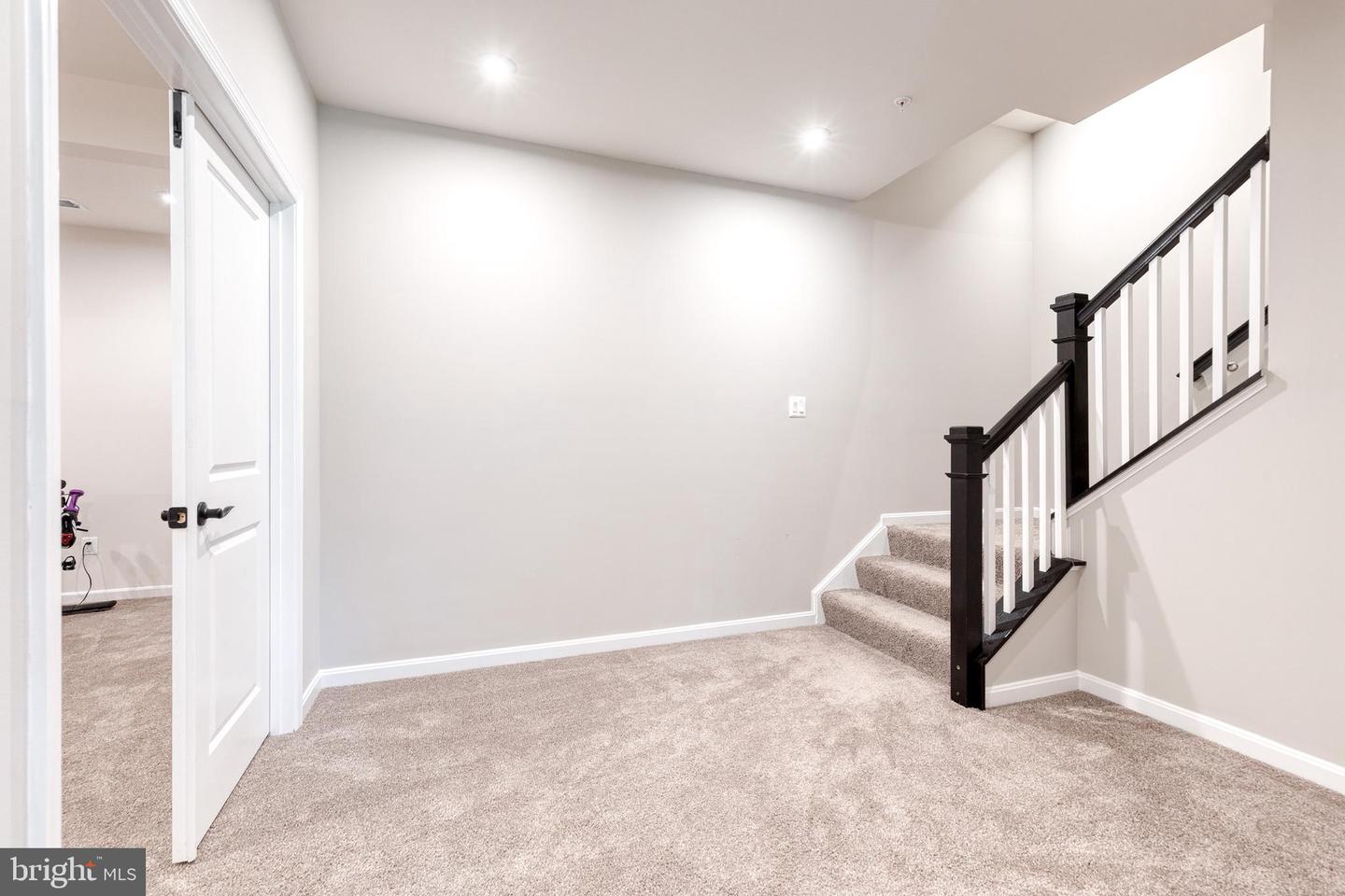 5701 Charlies Way Property Photo 40