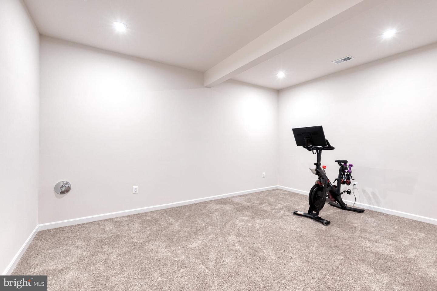 5701 Charlies Way Property Photo 44
