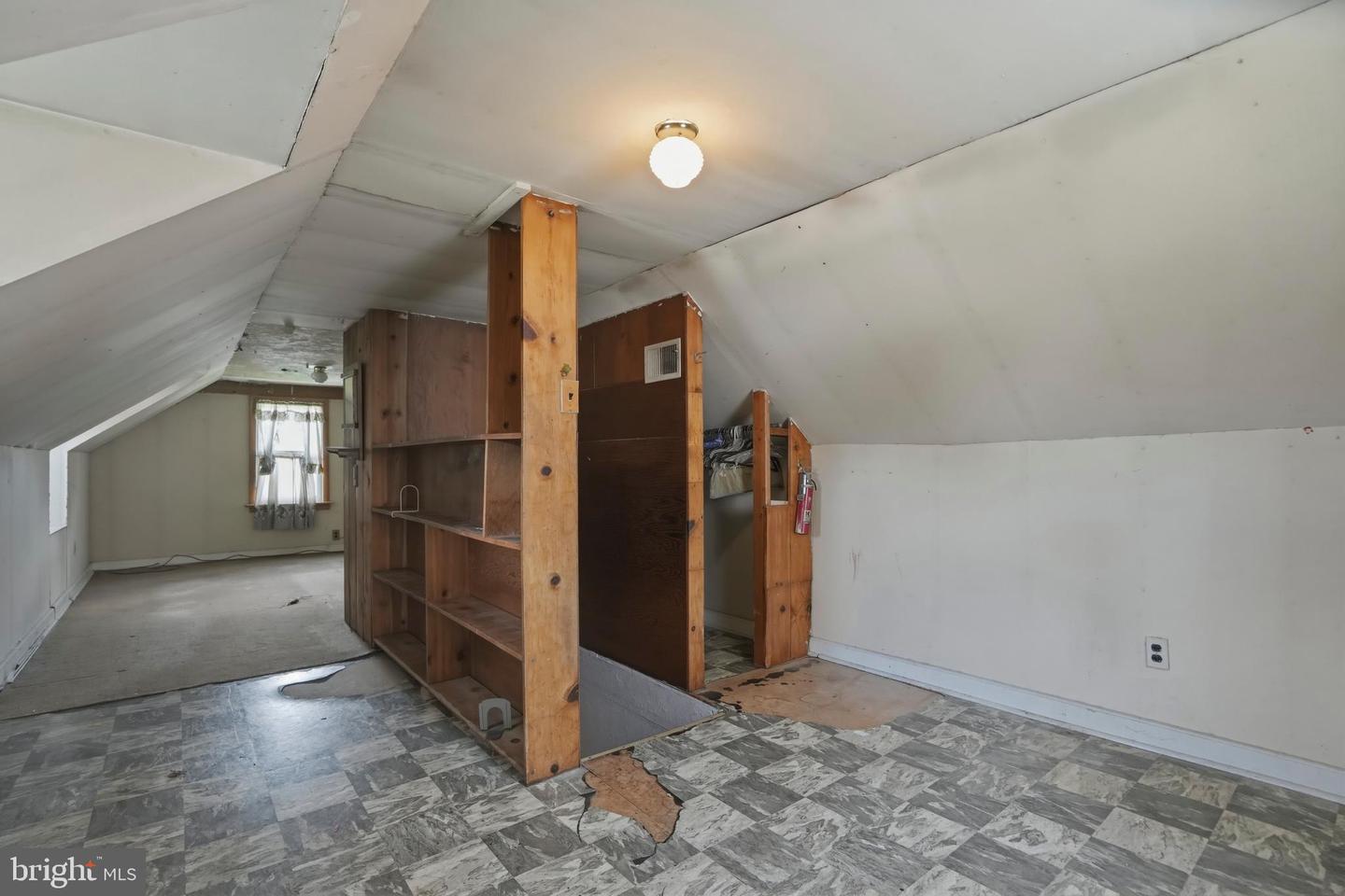 8240 Longpoint Rd Property Photo 23