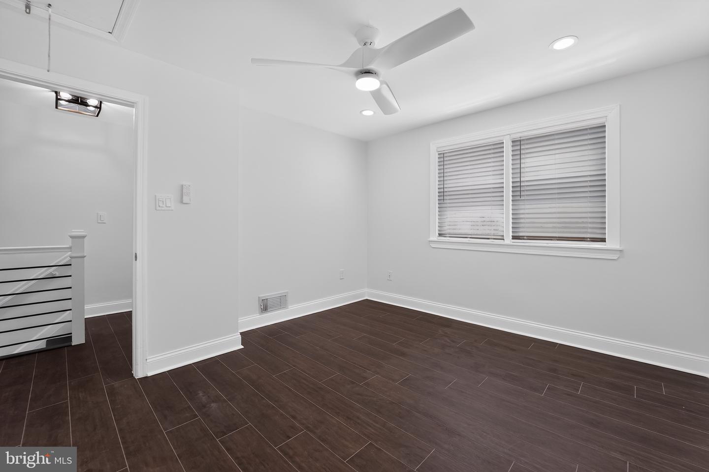 2128 Redthorn Property Photo 12