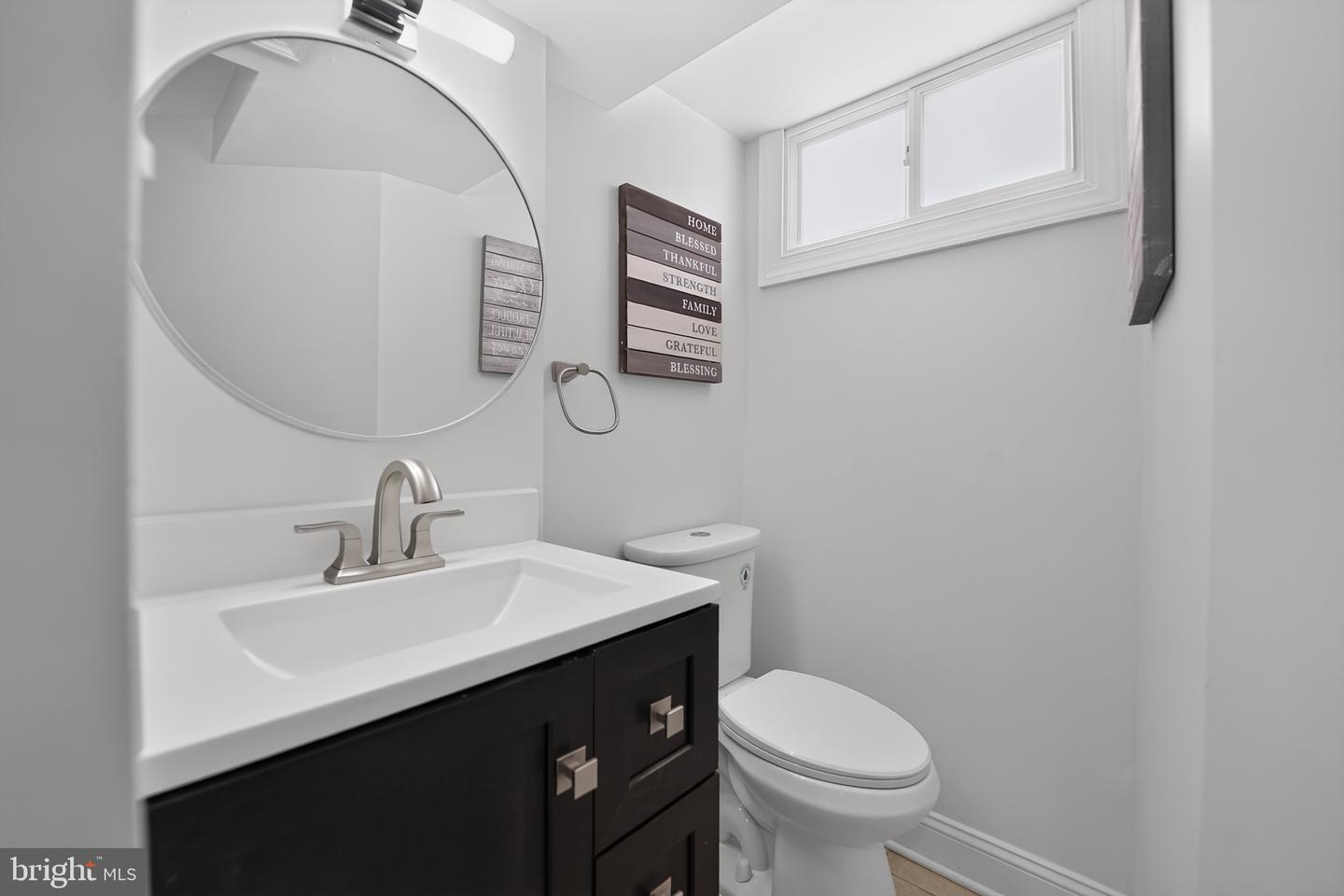 2128 Redthorn Property Photo 17