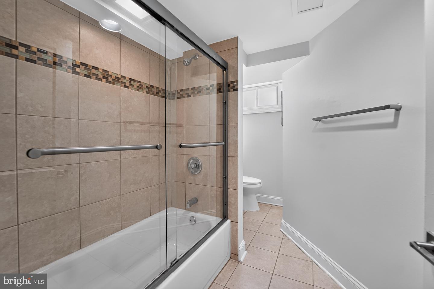 2128 Redthorn Property Photo 18