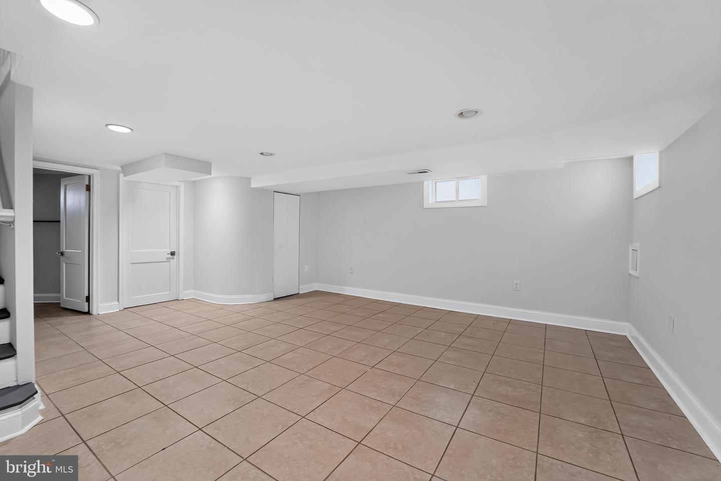 2128 Redthorn Property Photo 20