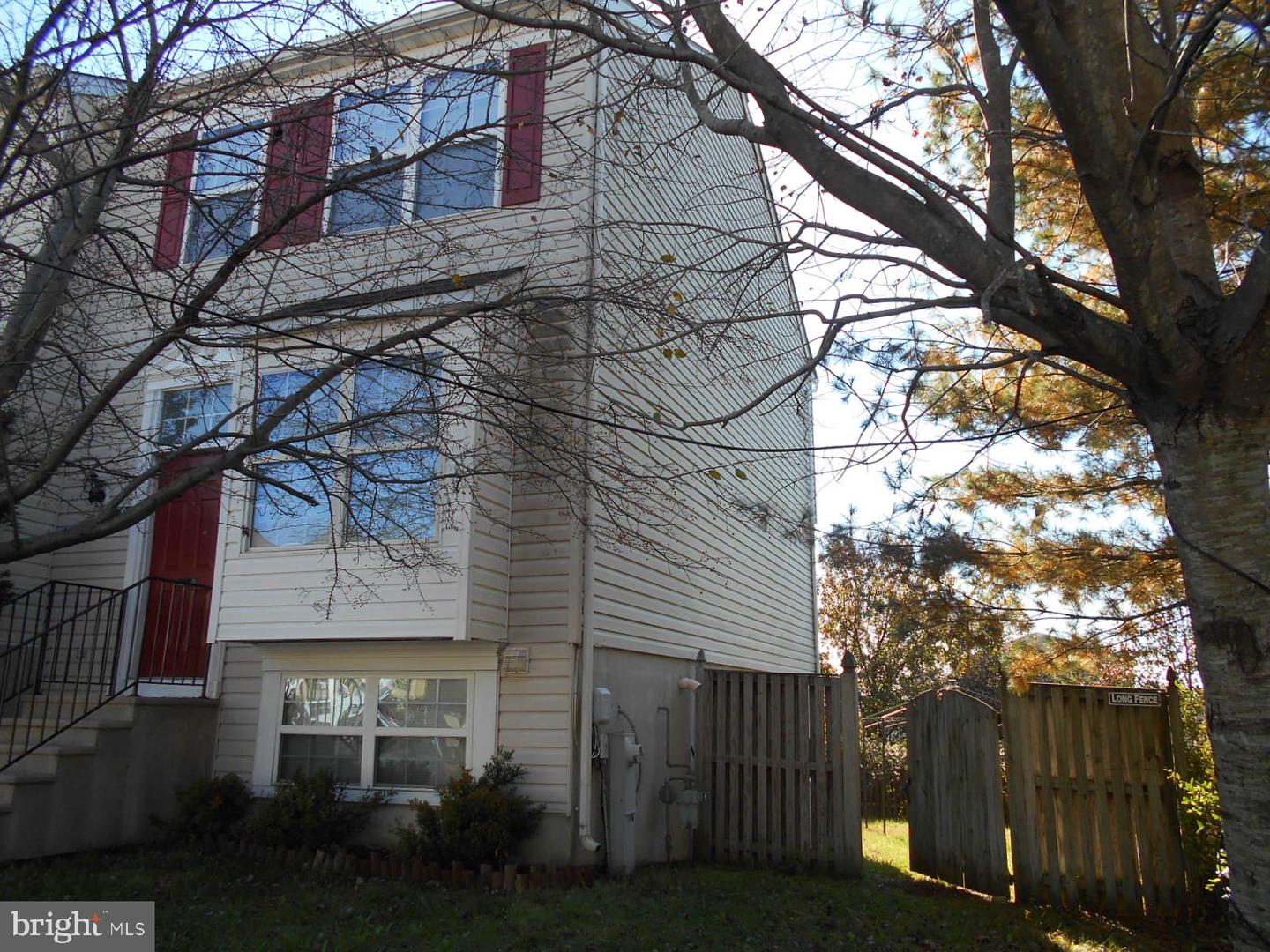 2701 Claybrooke Dr Property Photo 4