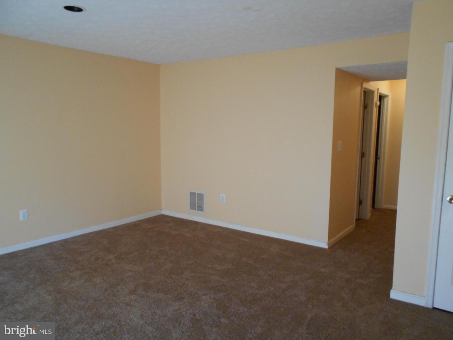 2701 Claybrooke Dr Property Photo 18