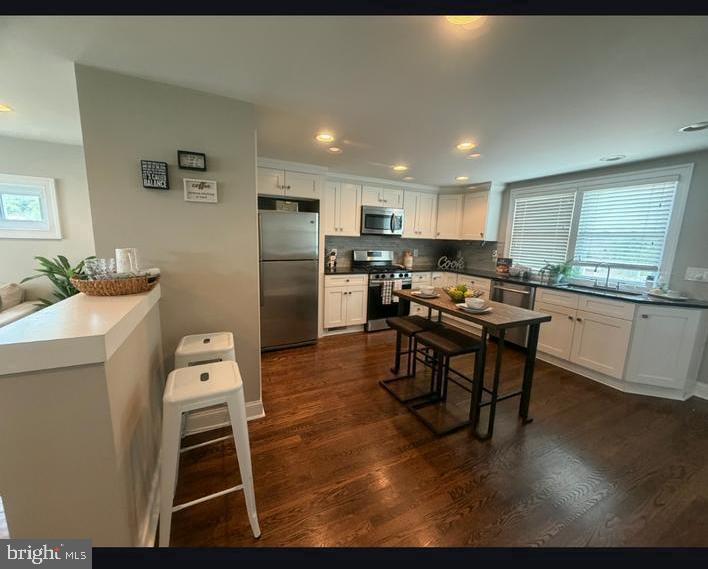 615 47th St Property Photo 10
