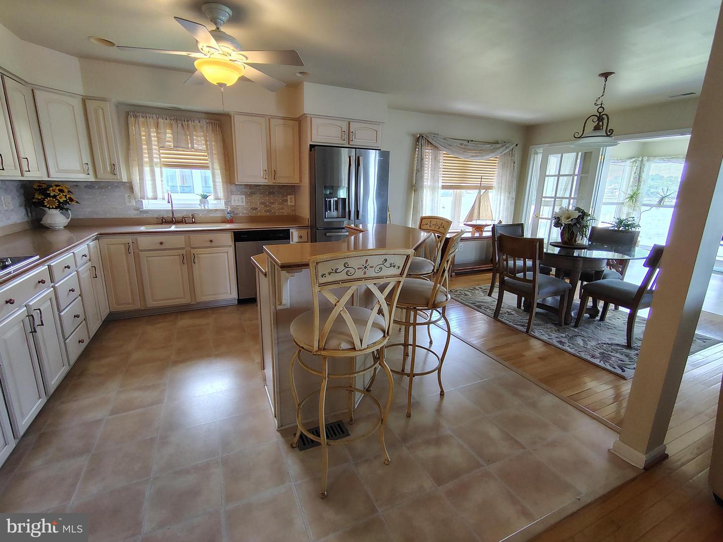 2424 Golupski Rd Property Photo 8