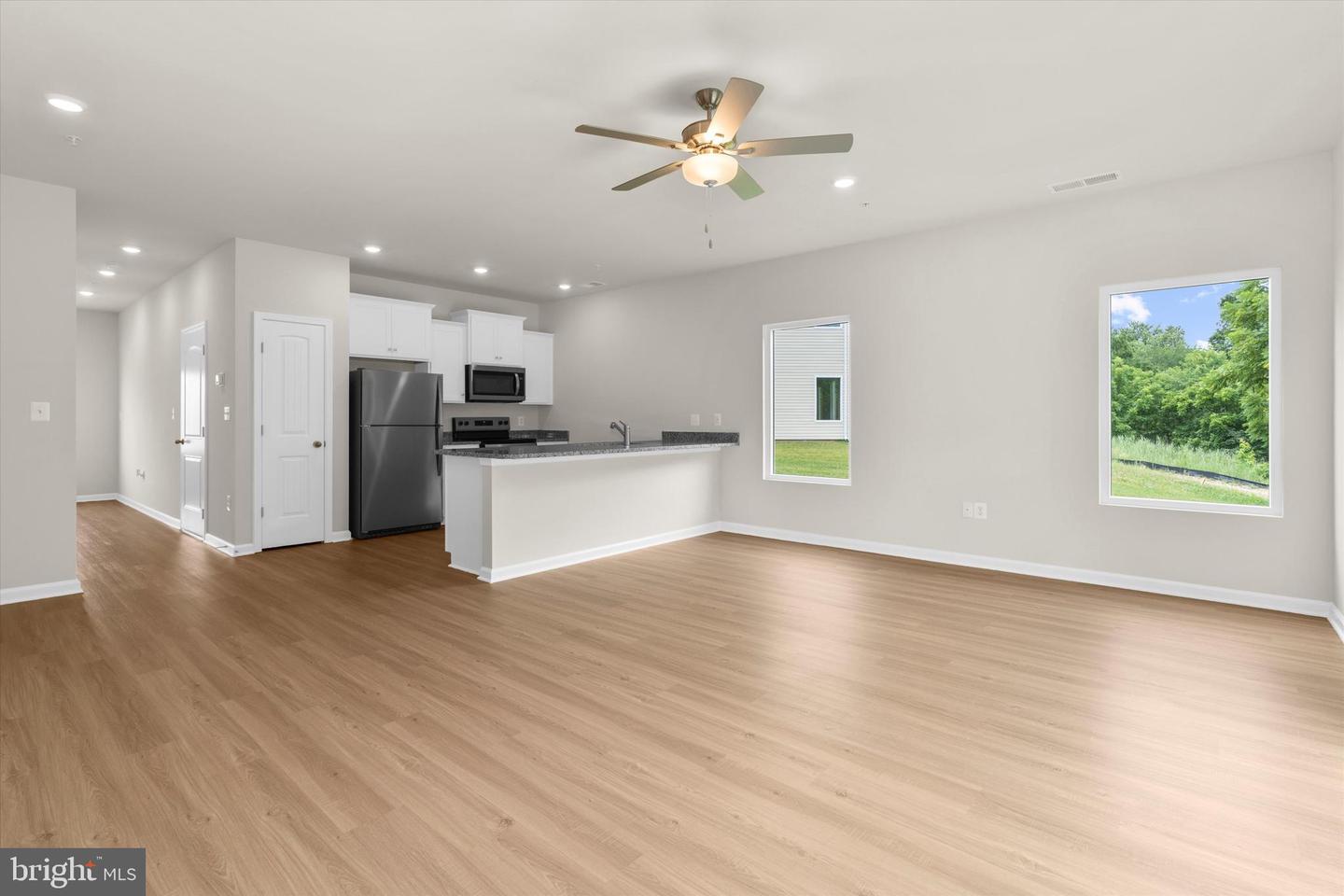 8111 Bartholomew Ct Property Photo 5