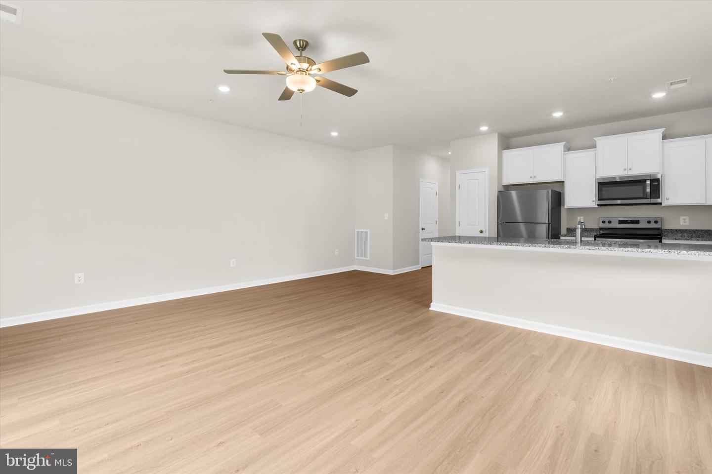 8111 Bartholomew Ct Property Photo 6