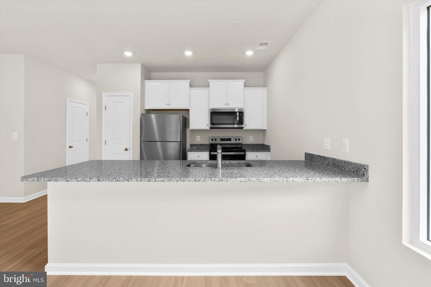 8111 Bartholomew Ct Property Photo 7