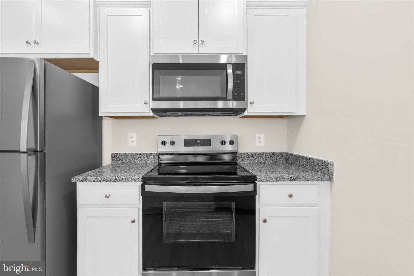 8111 Bartholomew Ct Property Photo 11