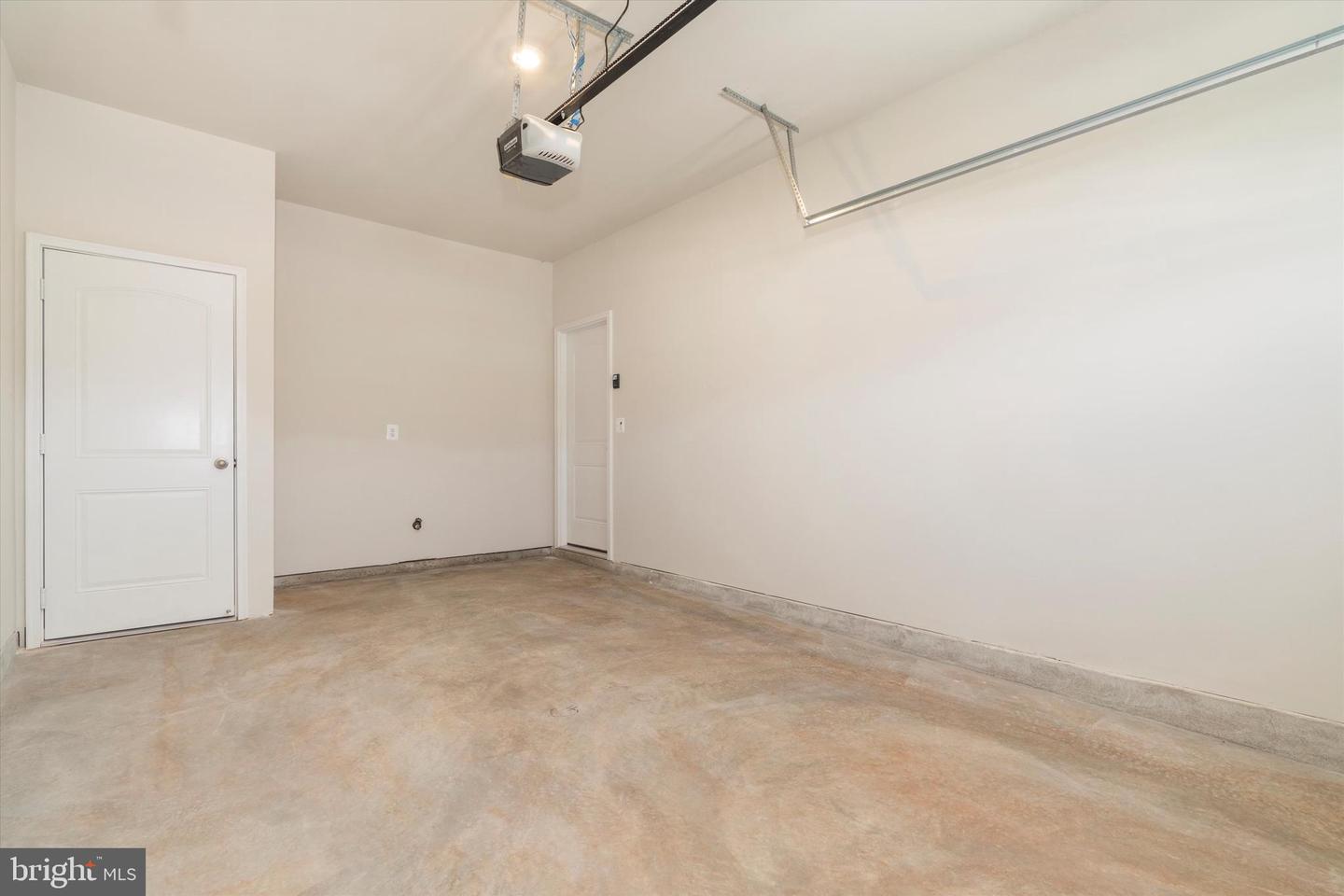 8111 Bartholomew Ct Property Photo 13