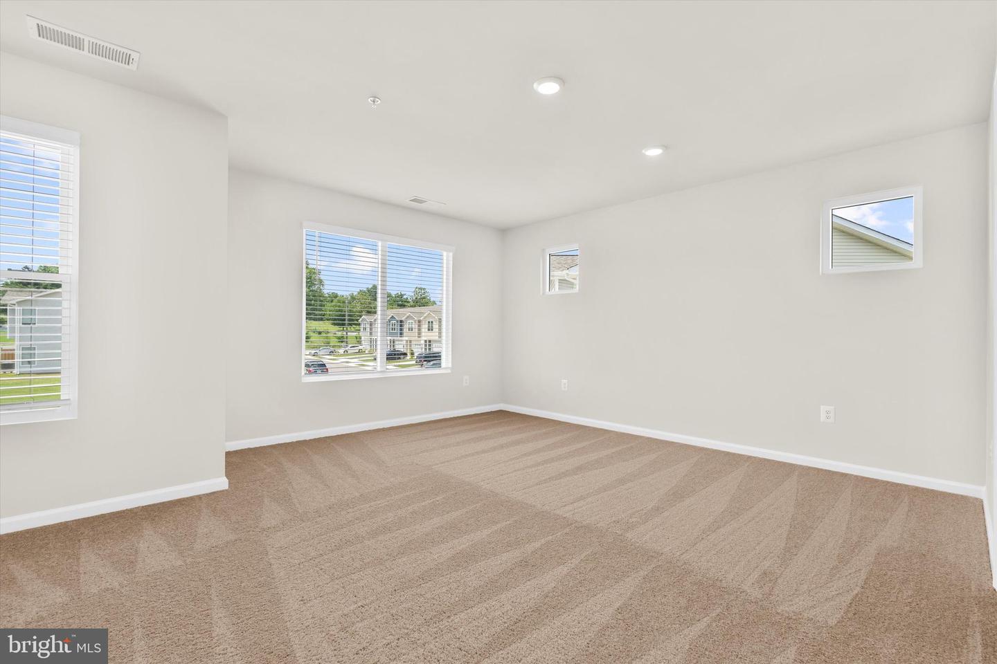 8111 Bartholomew Ct Property Photo 14