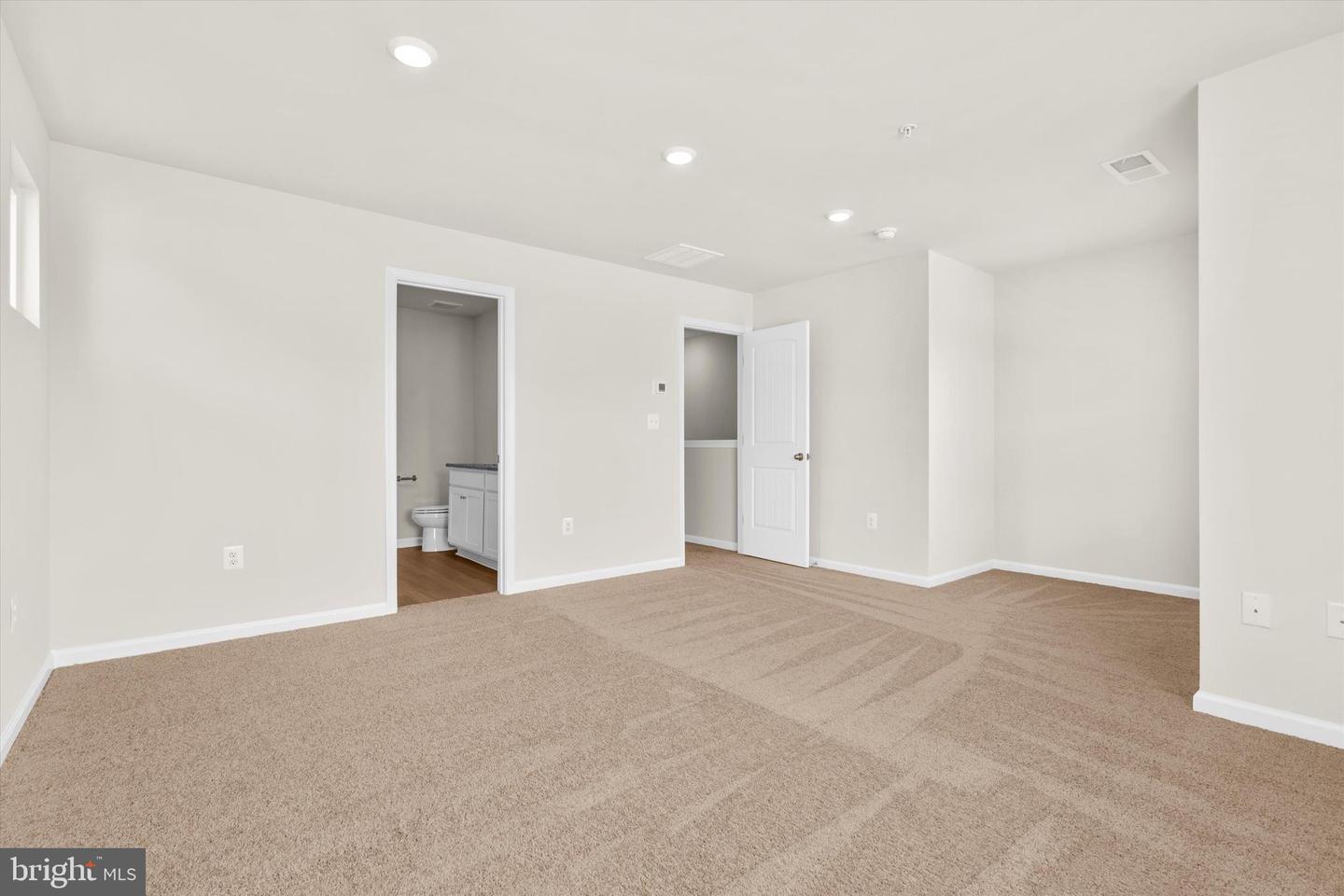 8111 Bartholomew Ct Property Photo 15