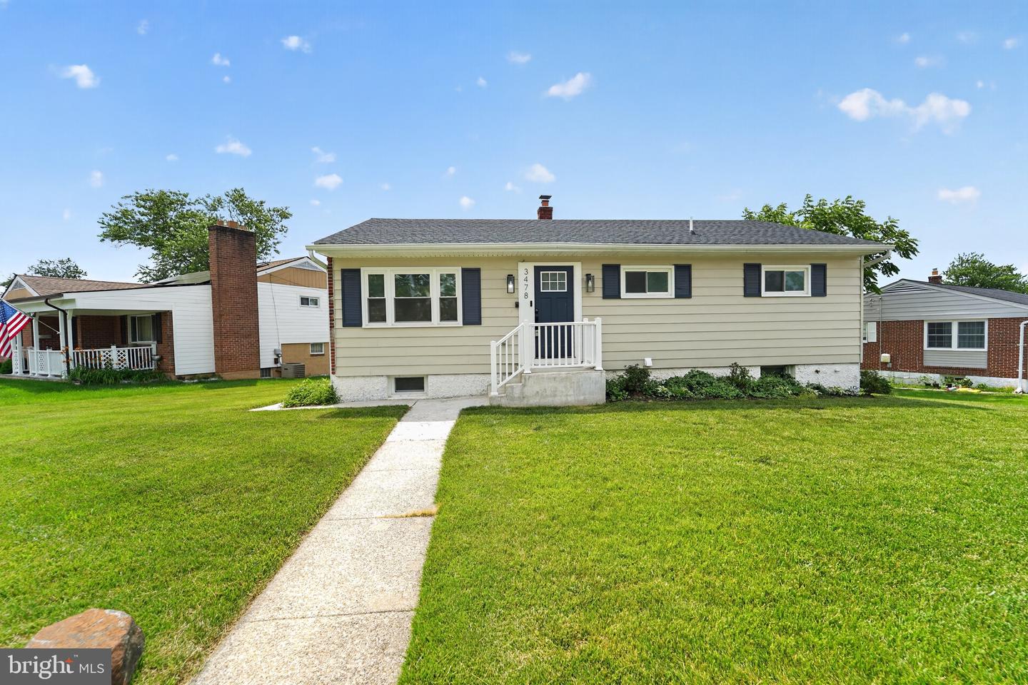 3478 HILLSMERE RD Property Photo 1