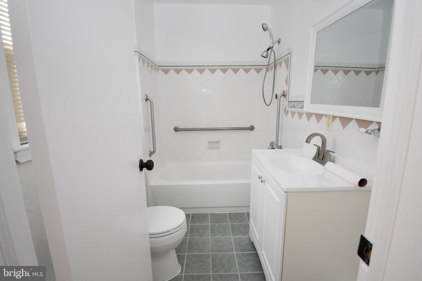 3403 N Rolling Rd Property Photo 17