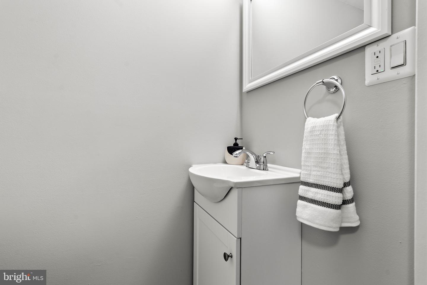 8916 Trimble Way Property Photo 14
