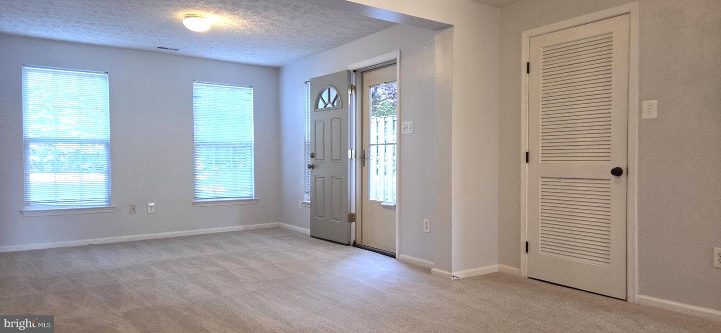 9776 Harvester Cir Property Photo 14