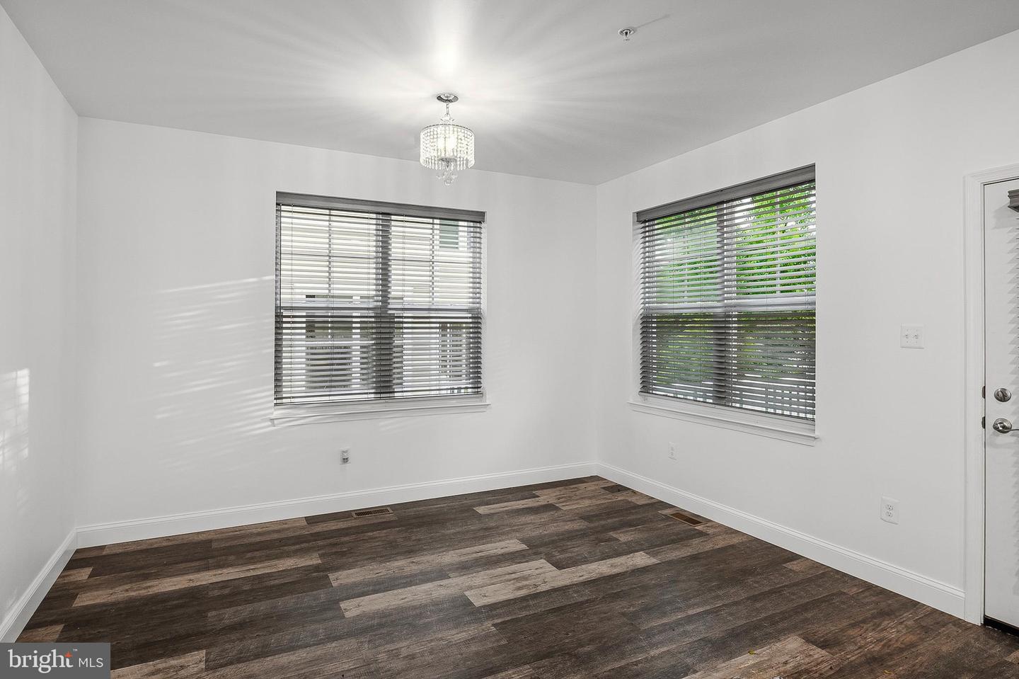 33 Greensborough Rd Property Photo 14